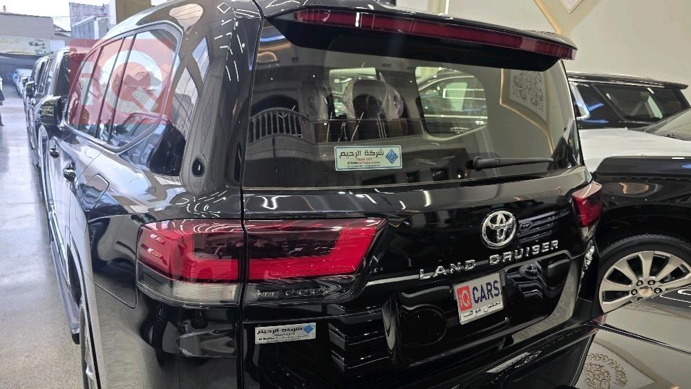 تويوتا لاندكروزر